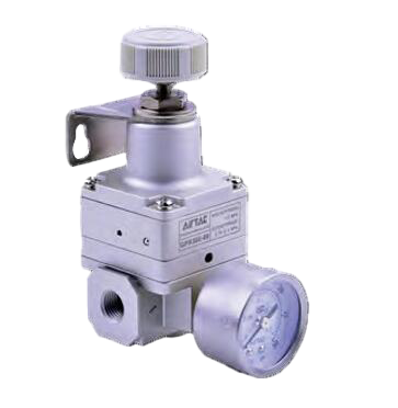 Precision pressure regulating valve